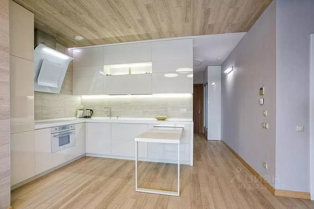 2-к кв. Крым, Ялта ул. Дражинского, 35Ц (80.0 м) - Фото 1