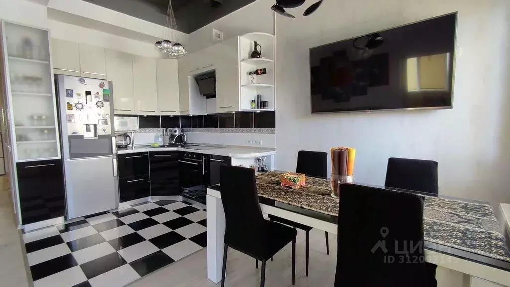 2-к кв. Крым, Евпатория ул. Полупанова, 27А (92.0 м) - Фото 1