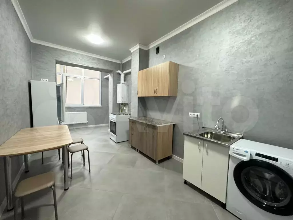 2-к. квартира, 60 м, 2/4 эт. - Фото 0