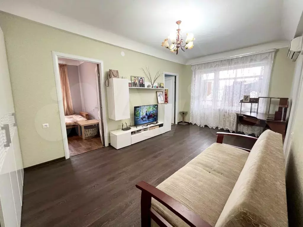 3-к. квартира, 48 м, 5/5 эт. - Фото 0