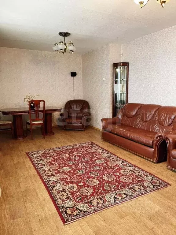 3-к кв. Татарстан, Казань Гвардейская ул., 61 (74.0 м) - Фото 1