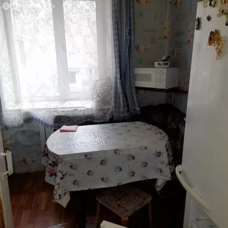 3-комнатная квартира: Салават, улица Строителей, 46 (50 м) - Фото 1