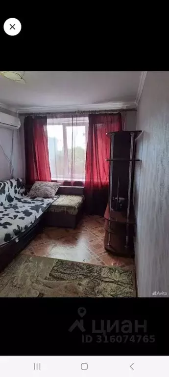 Комната Ростовская область, Новочеркасск ул. Просвещения (13.5 м) - Фото 0