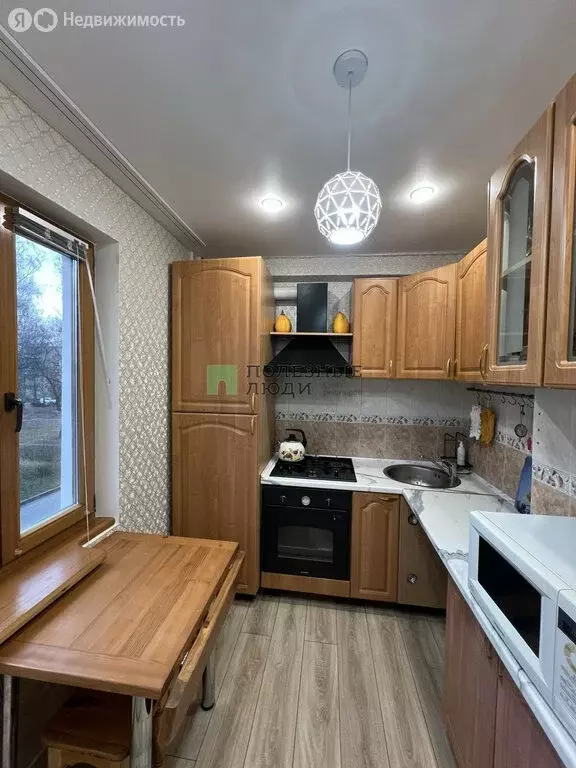 3-комнатная квартира: Ижевск, улица 30 лет Победы, 24 (68.3 м) - Фото 1