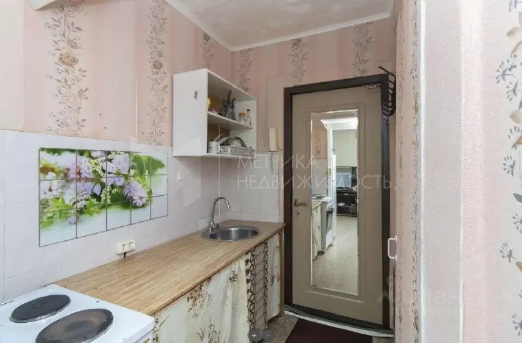 Студия Тюменская область, Тюмень ул. Елизарова, 30 (16.7 м) - Фото 0