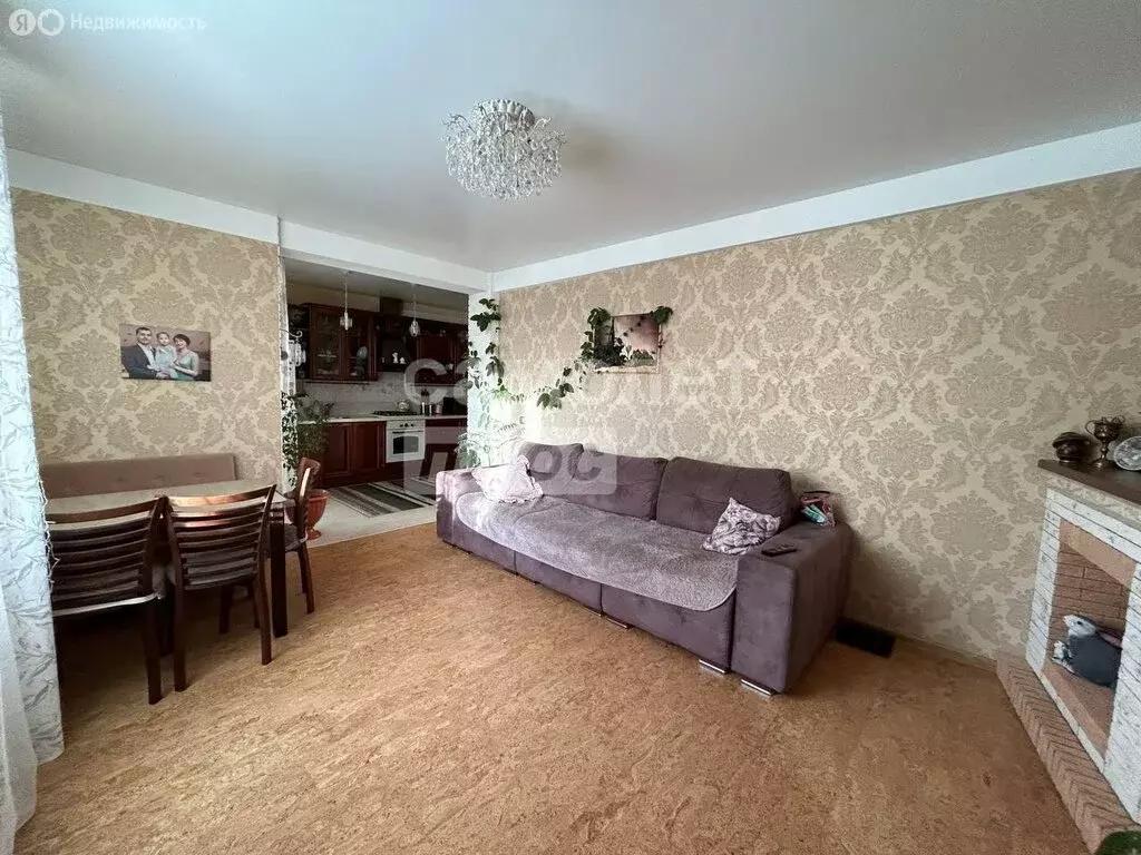 2-комнатная квартира: Верхняя Пышма, улица Сварщиков, 2А (67.3 м) - Фото 0
