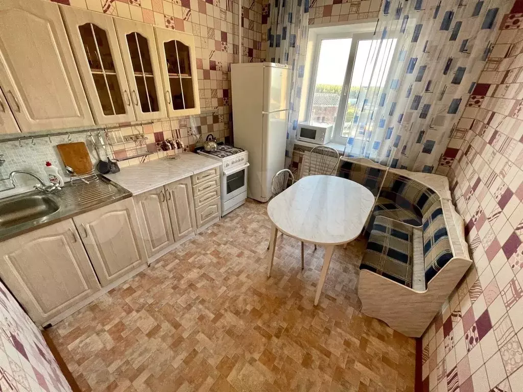 1-к. квартира, 40 м, 7/9 эт. - Фото 0