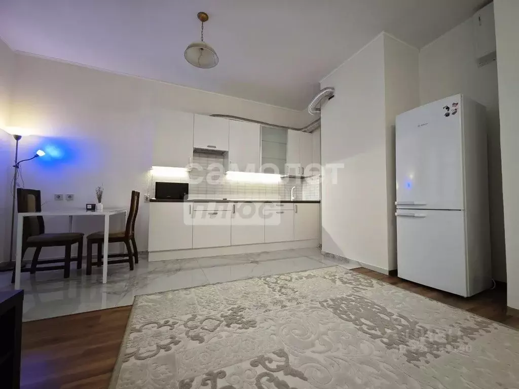 Студия Свердловская область, Екатеринбург ул. Шейнкмана, 111 (54.0 м) - Фото 1