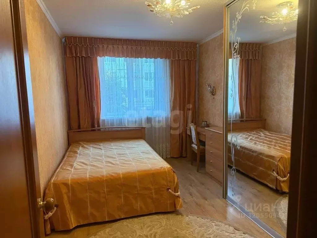 2-к кв. Брянская область, Брянск ул. Горбатова, 19 (49.3 м) - Фото 0