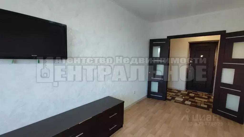 1-к кв. Смоленская область, Смоленск ш. Киевское, 56 (40.0 м) - Фото 1
