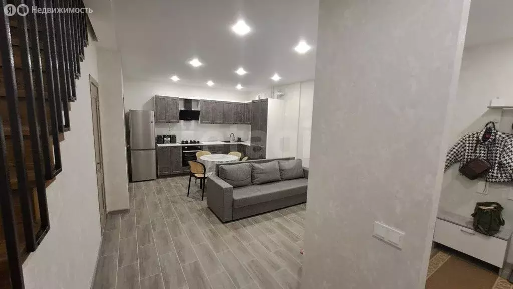 2-комнатная квартира: Ярославль, посёлок Тверицы, улица Стопани, 6А ... - Фото 1