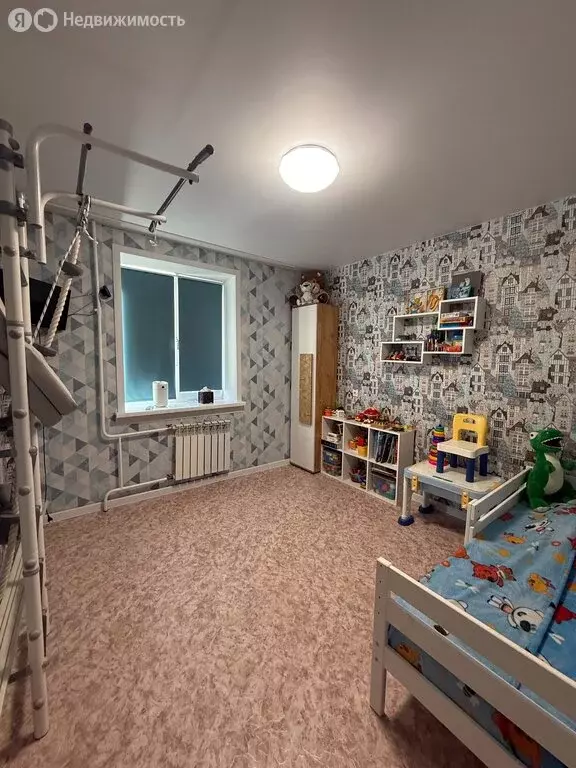 3-комнатная квартира: Братск, улица Гагарина, 115 (49.9 м) - Фото 1