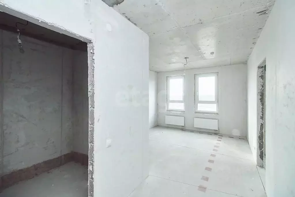 1-к кв. Тюменская область, Тюмень ул. Геннадия Райкова, 21 (30.0 м) - Фото 1