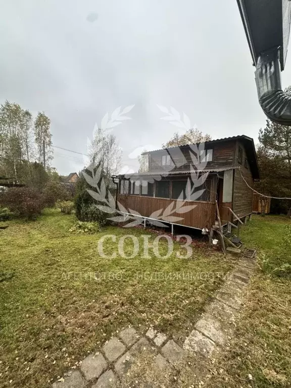 Дом в Калужская область, Медынский муниципальный округ, Брюхово с/пос, ... - Фото 1