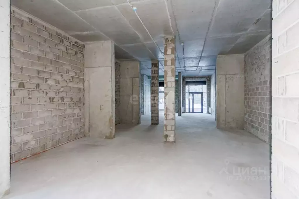 Помещение свободного назначения в Тюменская область, Тюмень ул. Андрея ... - Фото 2