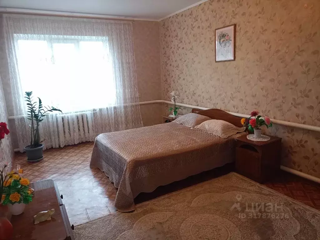 Дом в Краснодарский край, Курганинск Виноградная ул., 1 (210 м) - Фото 0