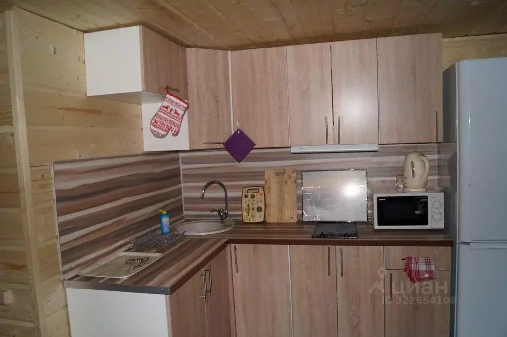 Дом в Свердловская область, Ревда ул. Прибрежная, 1 (120 м) - Фото 2