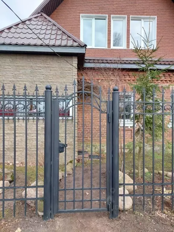 Дом в Псковская область, Гдов городское поселение, д. Колоколово  (170 ... - Фото 1