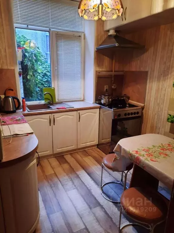 3-к кв. Курская область, Курск Семеновская ул., 75А (60.4 м) - Фото 1