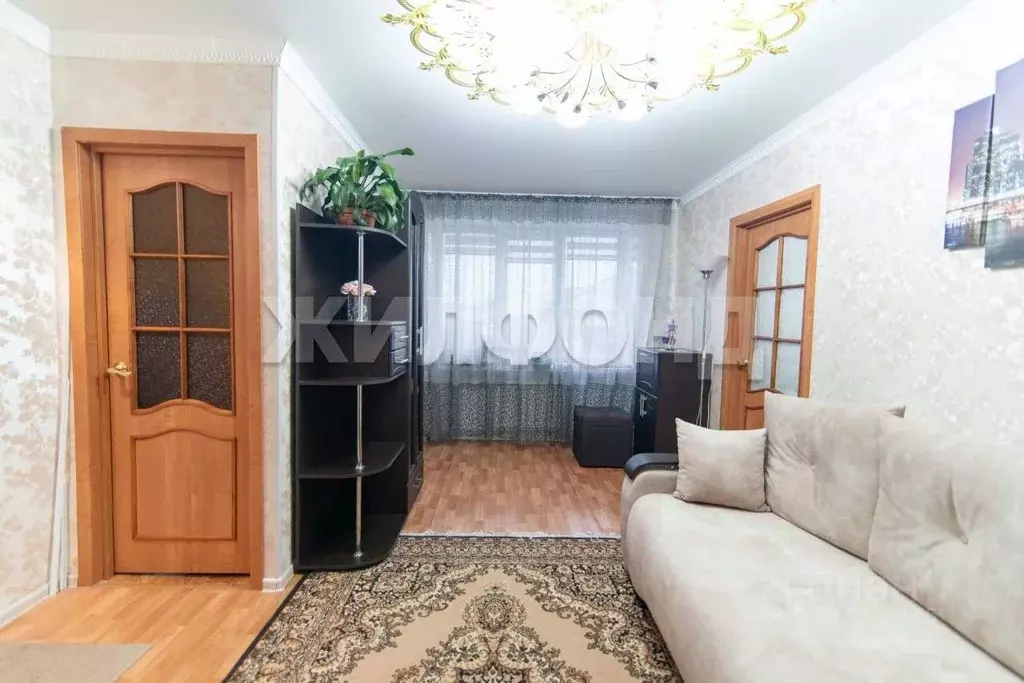 2-к кв. Алтайский край, Барнаул Тимуровская ул., 29 (40.3 м) - Фото 0