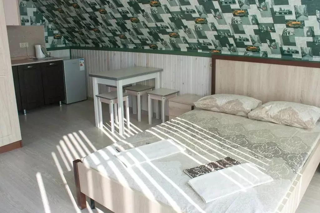 Комната Краснодарский край, Сочи ул. Авроры, 8/38 - Фото 2