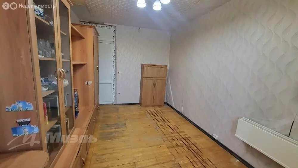 3-комнатная квартира: посёлок городского типа Ильинский, Опаринская ... - Фото 2
