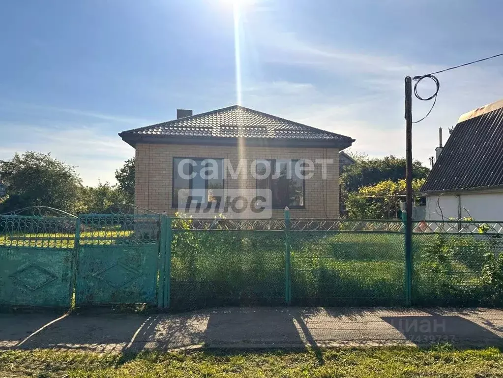 Дом в Краснодарский край, Крымск Советская ул. (92 м) - Фото 0