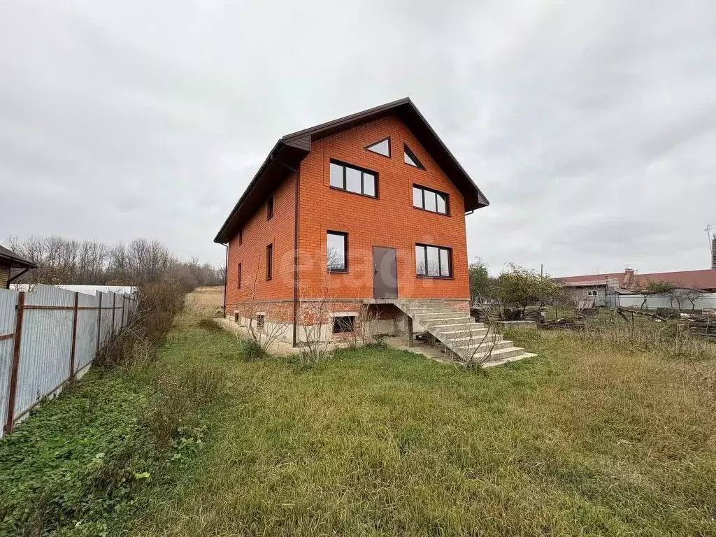 Дом в Белгородская область, Яковлевский муниципальный округ, с. Шопино ... - Фото 1