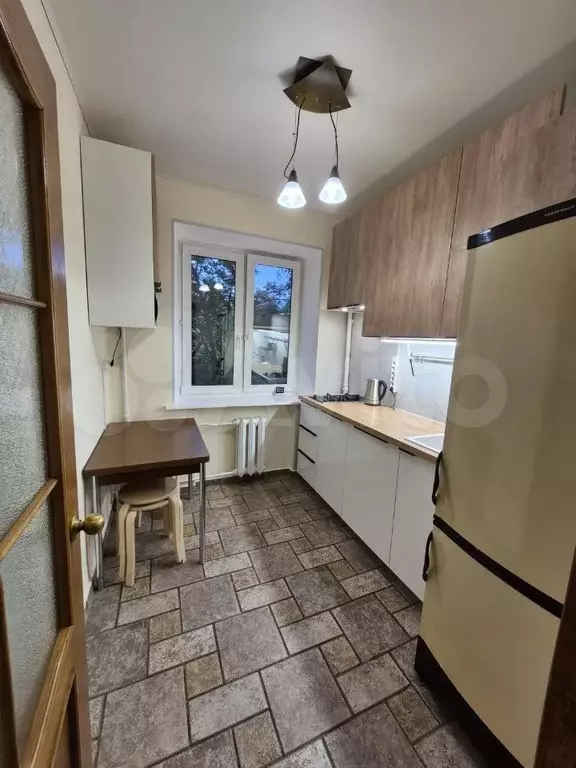 2-к. квартира, 40 м, 4/5 эт. - Фото 0