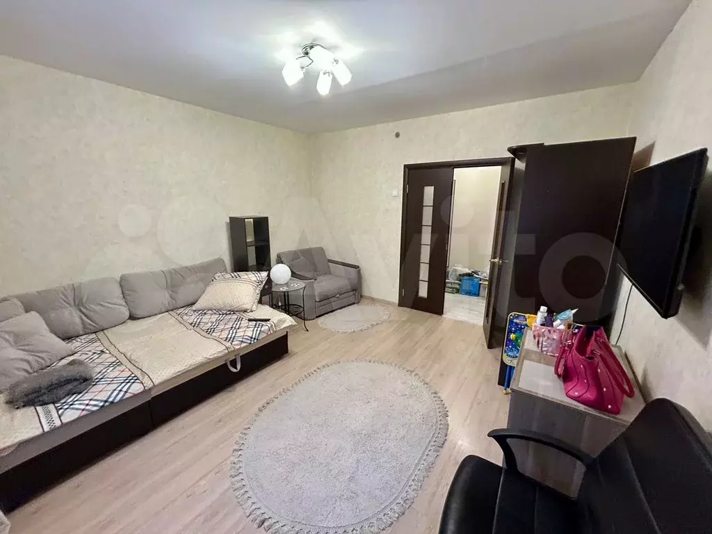 2-к. квартира, 55 м, 2/12 эт. - Фото 0