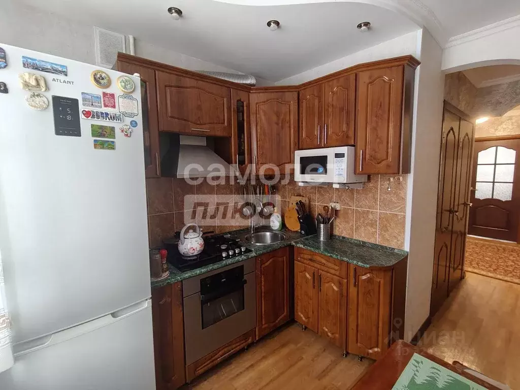 3-к кв. Белгородская область, Старый Оскол Лебединец мкр, 13 (61.48 м) - Фото 1