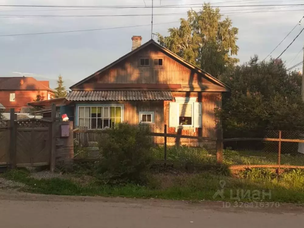 Дом в Иркутская область, Иркутский муниципальный округ, с. Пивовариха ... - Фото 1