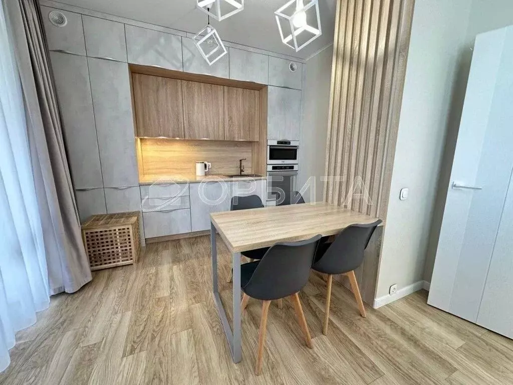 Таунхаус в Тюменская область, Тюмень Зеленые Аллеи жилой квартал,  ... - Фото 1