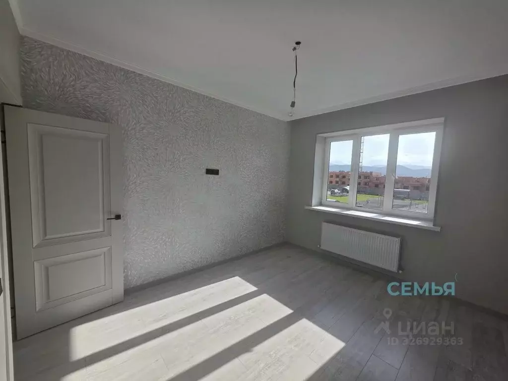 2-к кв. Северная Осетия, Владикавказ ул. Хадарцева, 39/3 (60.0 м) - Фото 1