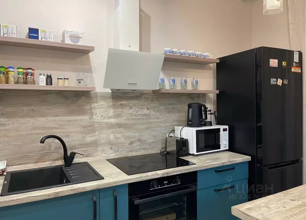 2-к кв. Красноярский край, Красноярск ул. Петра Ломако, 2 (55.8 м) - Фото 1