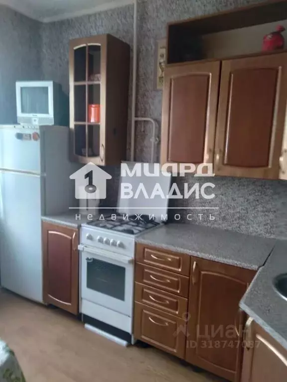 3-к кв. Омская область, Омск ул. Декабристов, 104 (63.0 м) - Фото 0