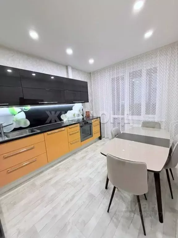 3-к кв. Ханты-Мансийский АО, Когалым ул. Дружбы Народов, 40 (81.8 м) - Фото 1