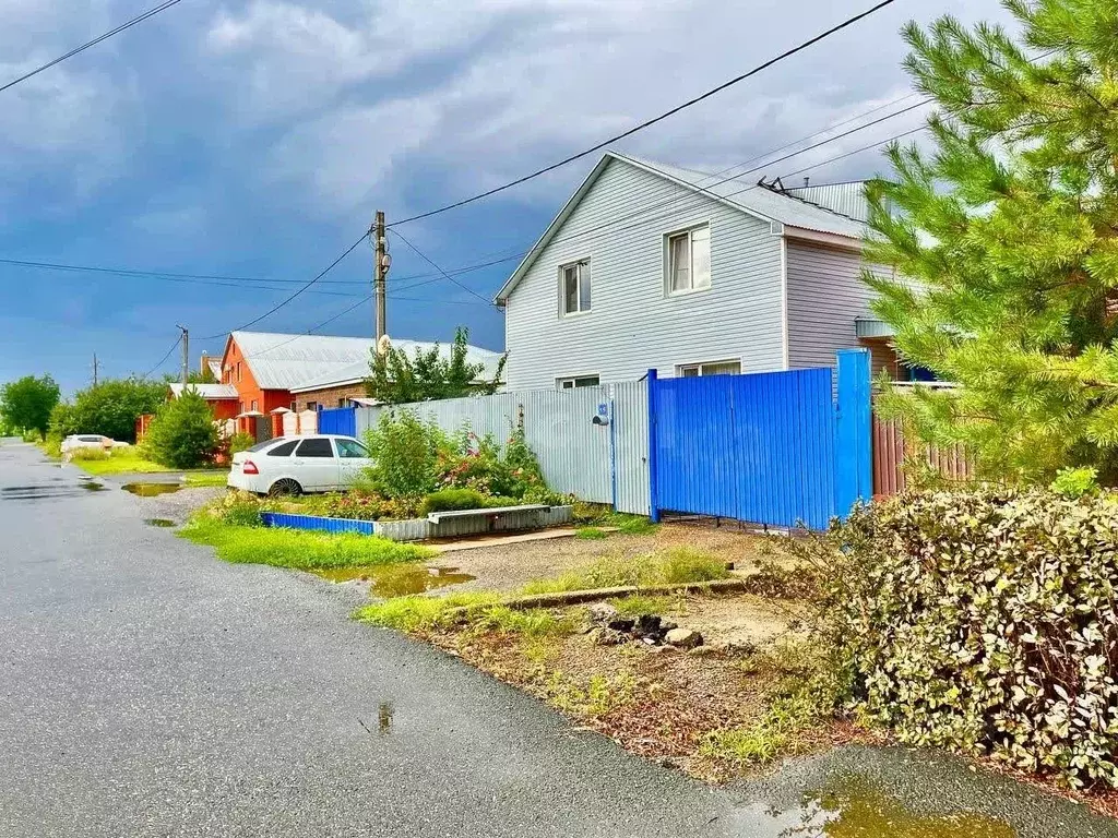 Дом в Оренбургская область, Оренбургский район, с. Ивановка ... - Фото 1