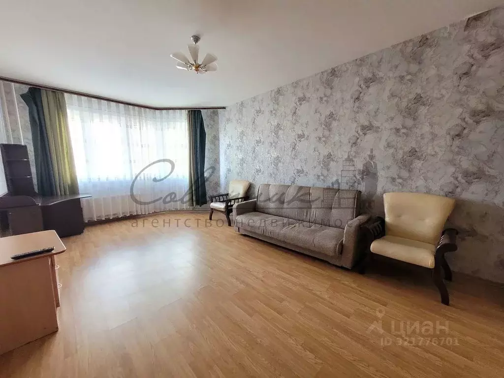 3-к кв. Белгородская область, Старый Оскол Степной мкр, 18 (94.0 м) - Фото 1