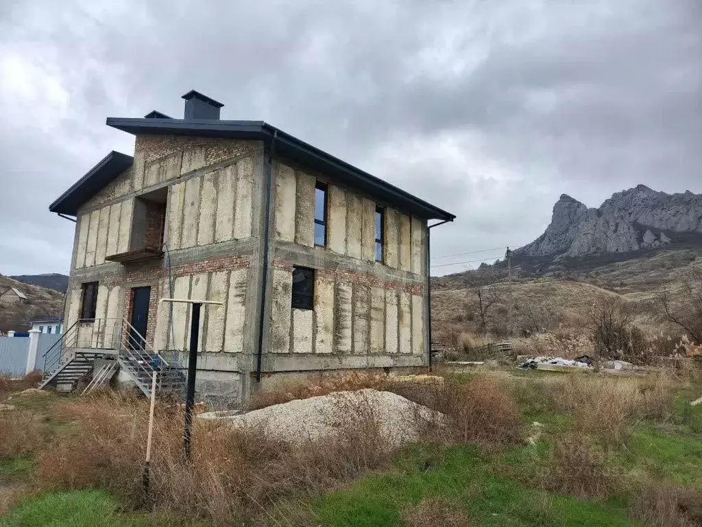 Дом в Крым, Феодосия муниципальный округ, Коктебель пгт ул. Гумилева ... - Фото 1