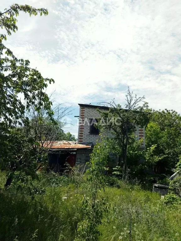 Дом в Волгоградская область, Дубовский район, Пичужинское с/пос, Волга ... - Фото 1