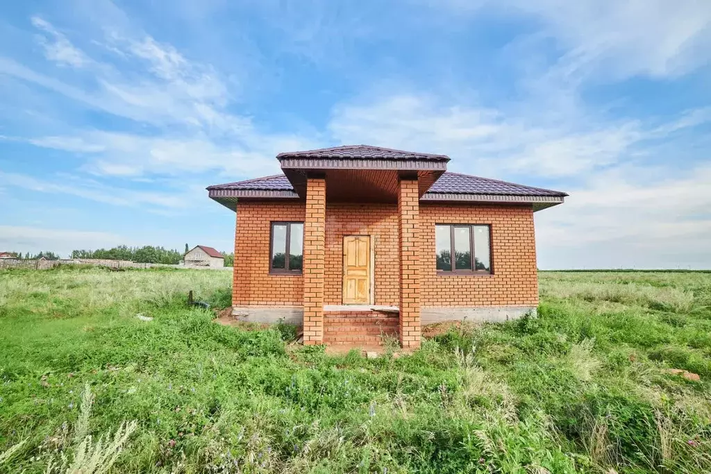 Дом в Башкортостан, Стерлитамакский район, с. Наумовка ул. Буланцева ... - Фото 1