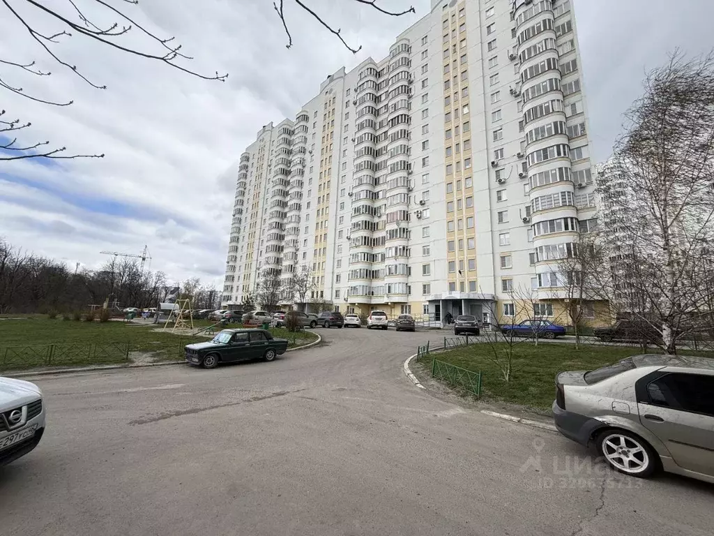 2-к кв. Курская область, Курск просп. Вячеслава Клыкова, 15 (54.5 м) - Фото 2