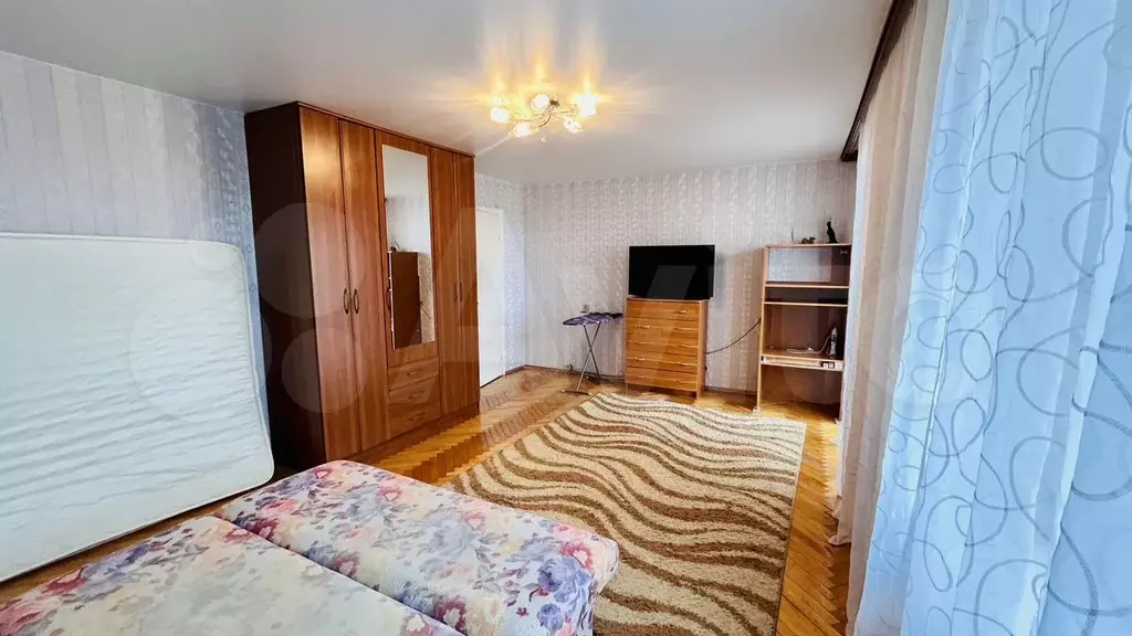 2-к. квартира, 57 м, 4/7 эт. - Фото 0