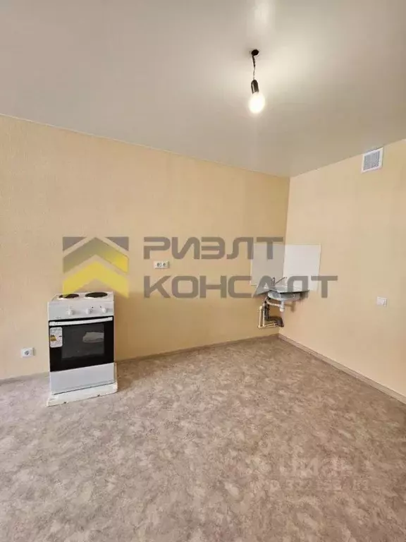 Студия Омская область, Омск ул. 1-ой Красной Звезды, 65 (26.0 м) - Фото 1