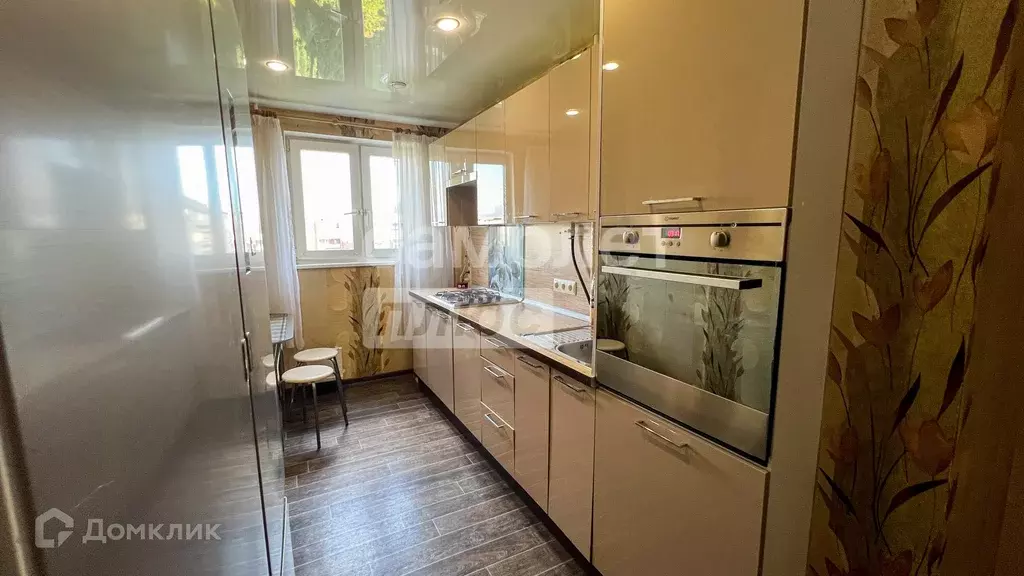 Продаётся 3-к квартира, 57.9 м - Фото 1