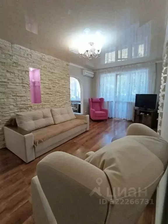 2-к кв. Крым, Керчь ул. Маршала Еременко, 41 (60.0 м) - Фото 1