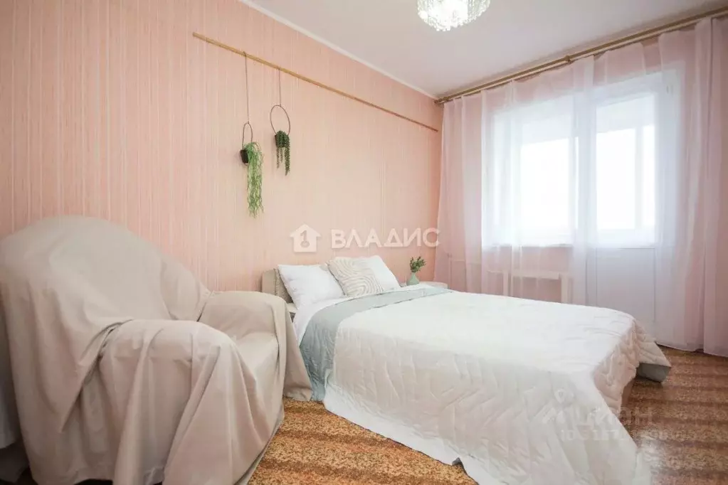 3-к кв. Саратовская область, Балаково ул. Братьев Захаровых, 10 (63.0 ... - Фото 0