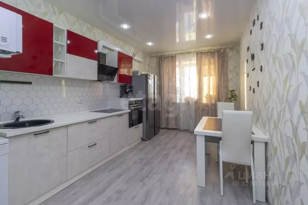 3-к кв. Омская область, Омский район, пос. Ростовка ул. Михаила ... - Фото 1