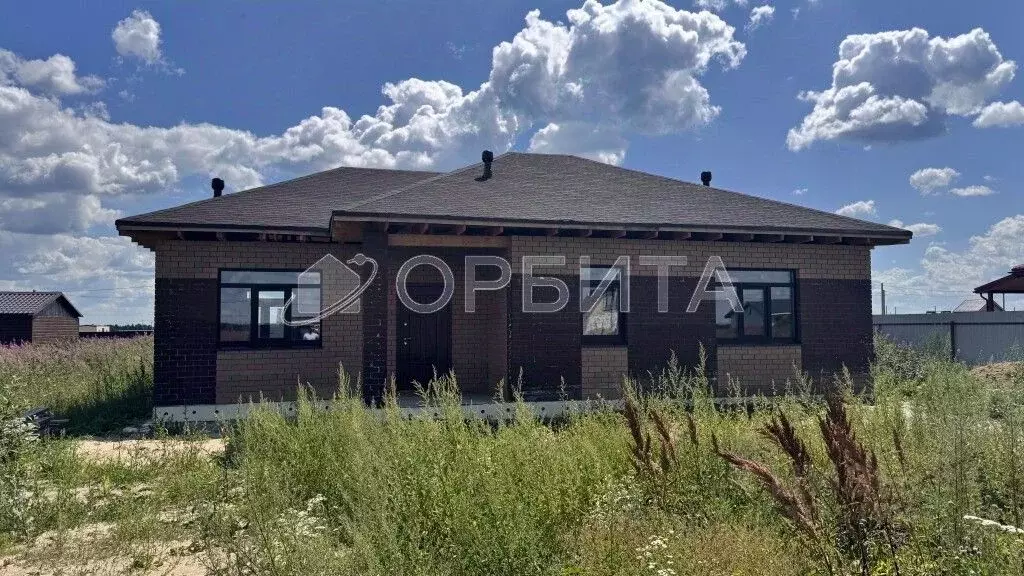 Дом в Тюменская область, Тюменский район, д. Малиновка пер. ... - Фото 1